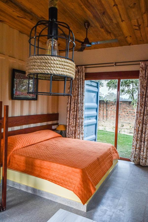Tree Of Life Ecotainers Agra Hotel Agra  Ngoại thất bức ảnh