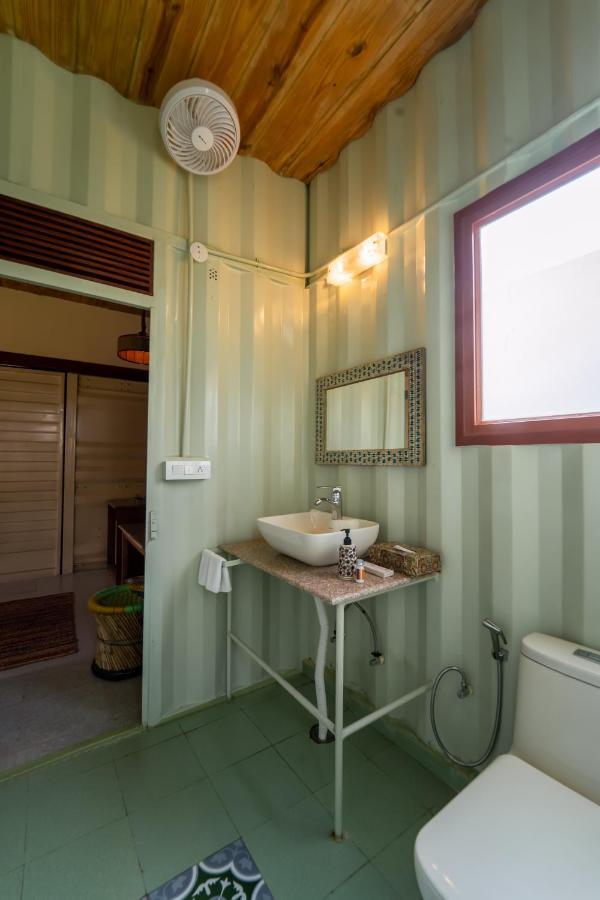 Tree Of Life Ecotainers Agra Hotel Agra  Ngoại thất bức ảnh
