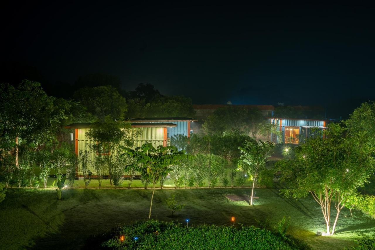Tree Of Life Ecotainers Agra Hotel Agra  Ngoại thất bức ảnh